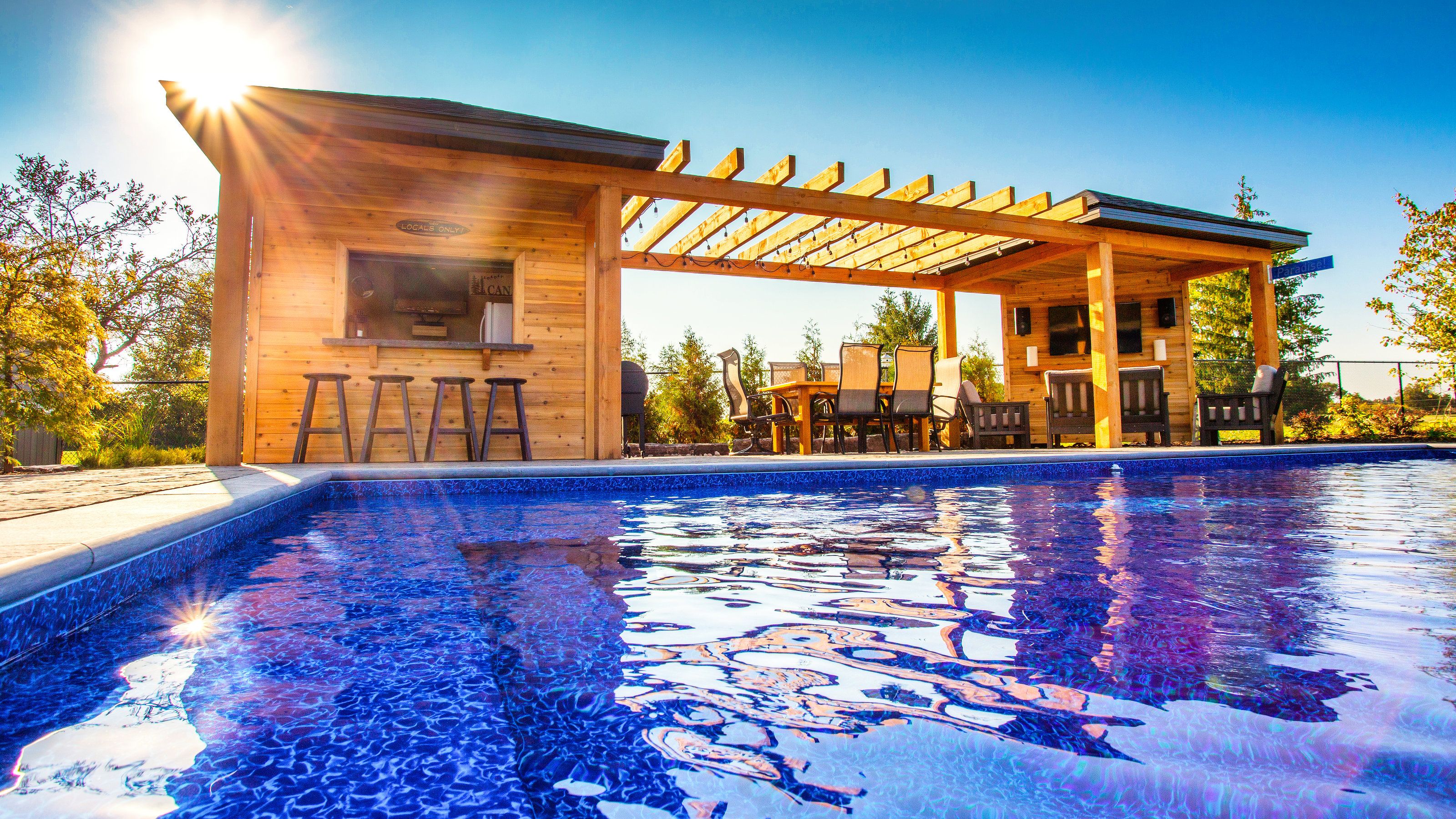 Sun worship backyard design with modern amenities