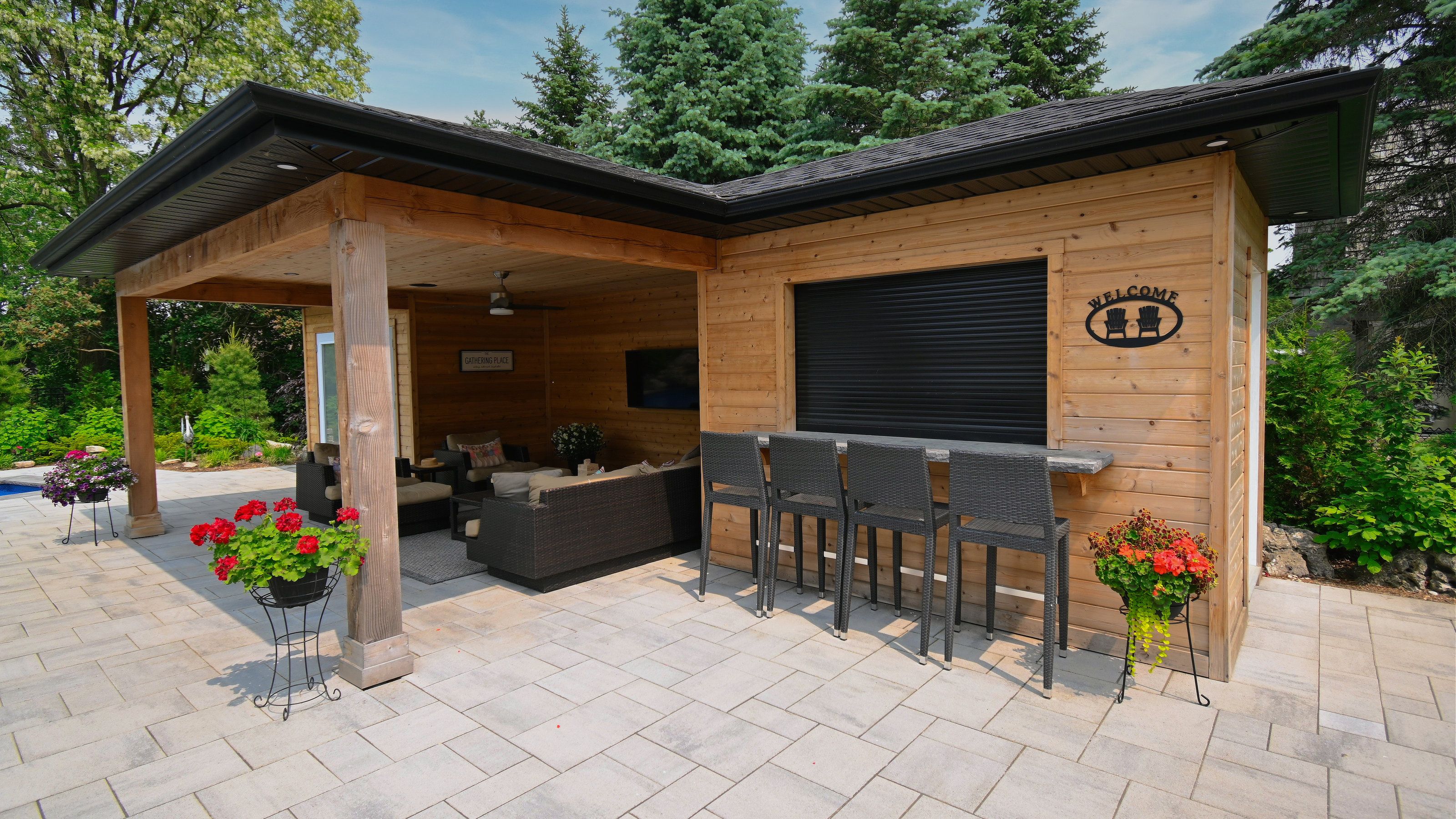 Luxury shade structure design in Burlington