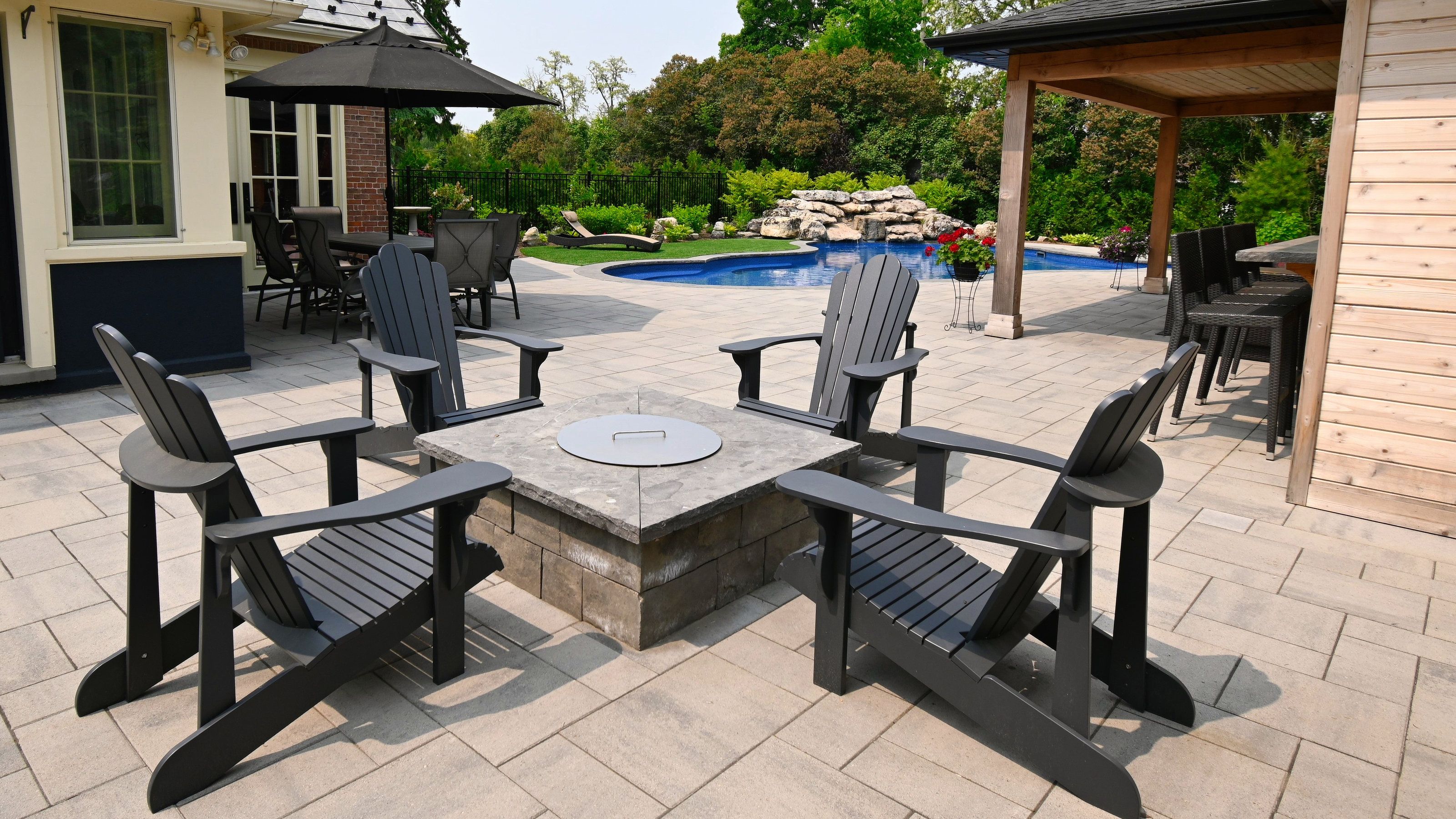 Seating Area with Fire Bowl