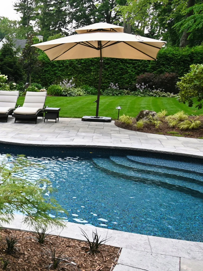 Burlington Landscaping Services - Professional Landscapers